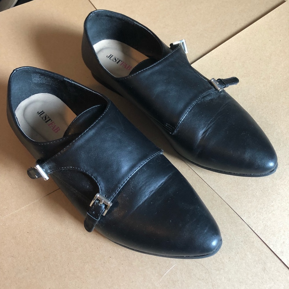Menswear-inspired loafer.